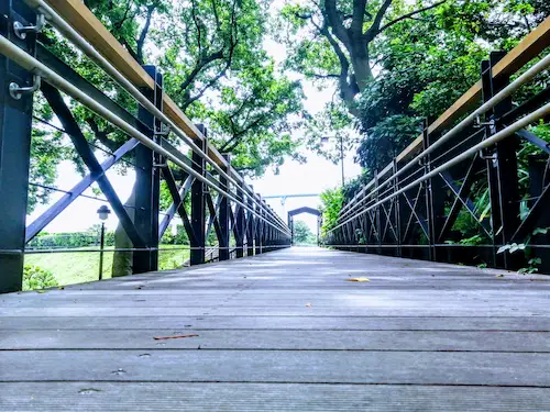 港の見える丘公園につながる遊歩道の画像